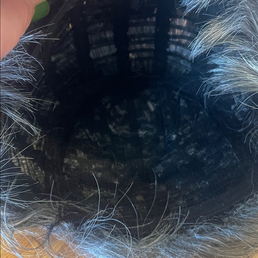 Short Straight Grey Hair Wig - Picture 5 of 9